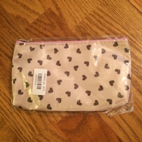 💕Pink & Gray Hearts Cosmetic Bag💕 - Picture 6 of 8